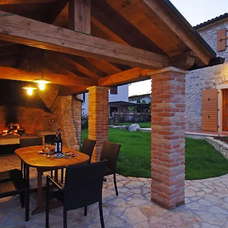 Graziella Semesterbostad