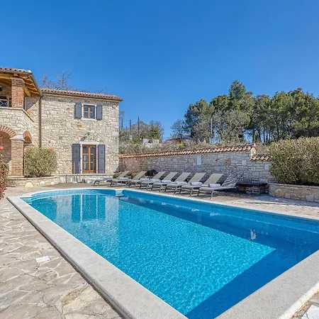 Graziella بوريتش