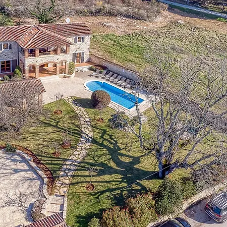 Graziella بيت للعطل *