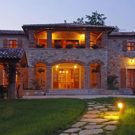 Graziella بوريتش